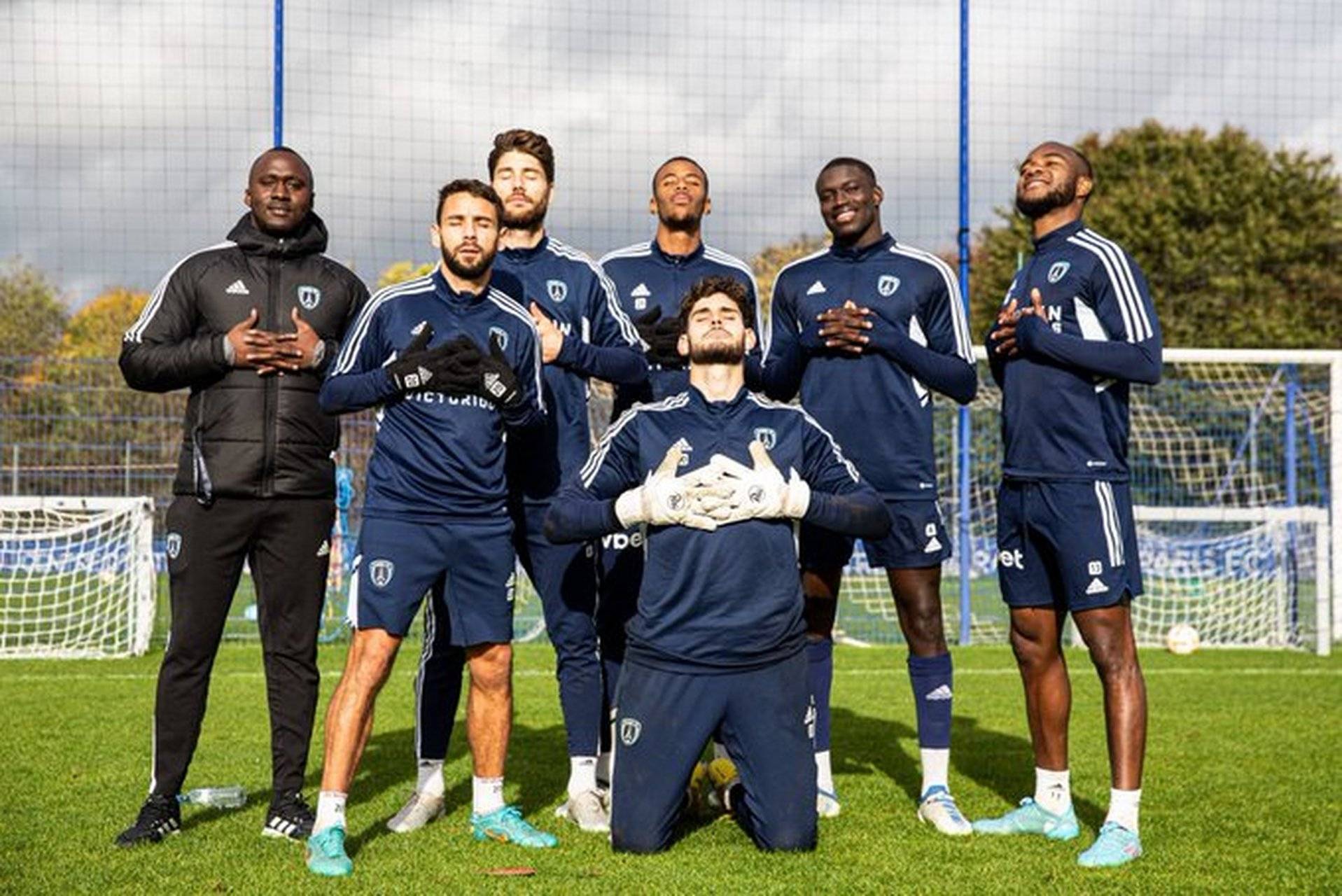 开云登录入口-瑟纳利昂和瓦里昂娜内场哪个好