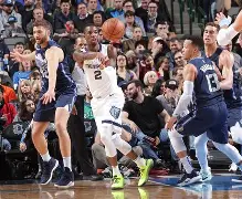 爵士战胜独行侠