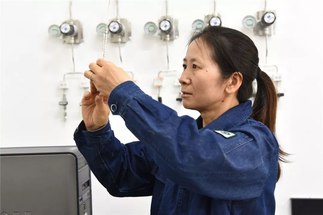 中国石油青海抗震救灾